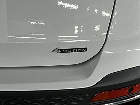 New 2026 Volkswagen Taos SE AWD/4WD image 34