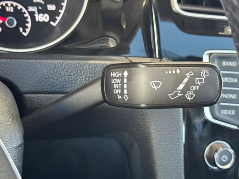 Used 2015 Volkswagen Golf SEL w/ Lighting Package (SEL) FWD image 34