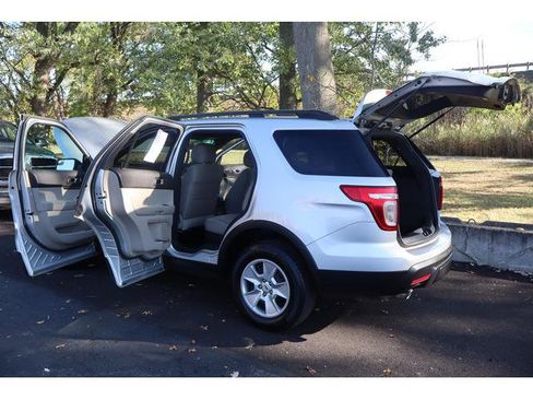 Used 2013 Ford Explorer 4WD 4dr Base w/ Class III Trailer Tow Pkg image 16