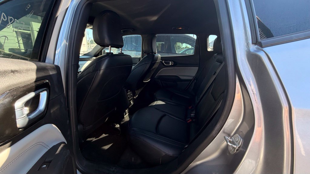 Used 2024 Jeep Compass Limited AWD/4WD image 7