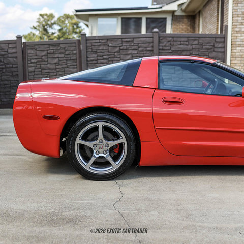 Used 2003 Chevrolet Corvette Coupe w/ Preferred Equipment Group RWD image 45