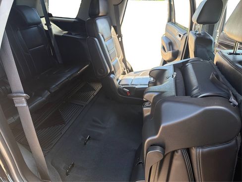 Used 2019 GMC Yukon Denali w/ Open Road Package AWD/4WD image 40