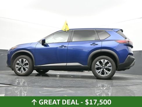 Used 2023 Nissan Rogue SV image 46