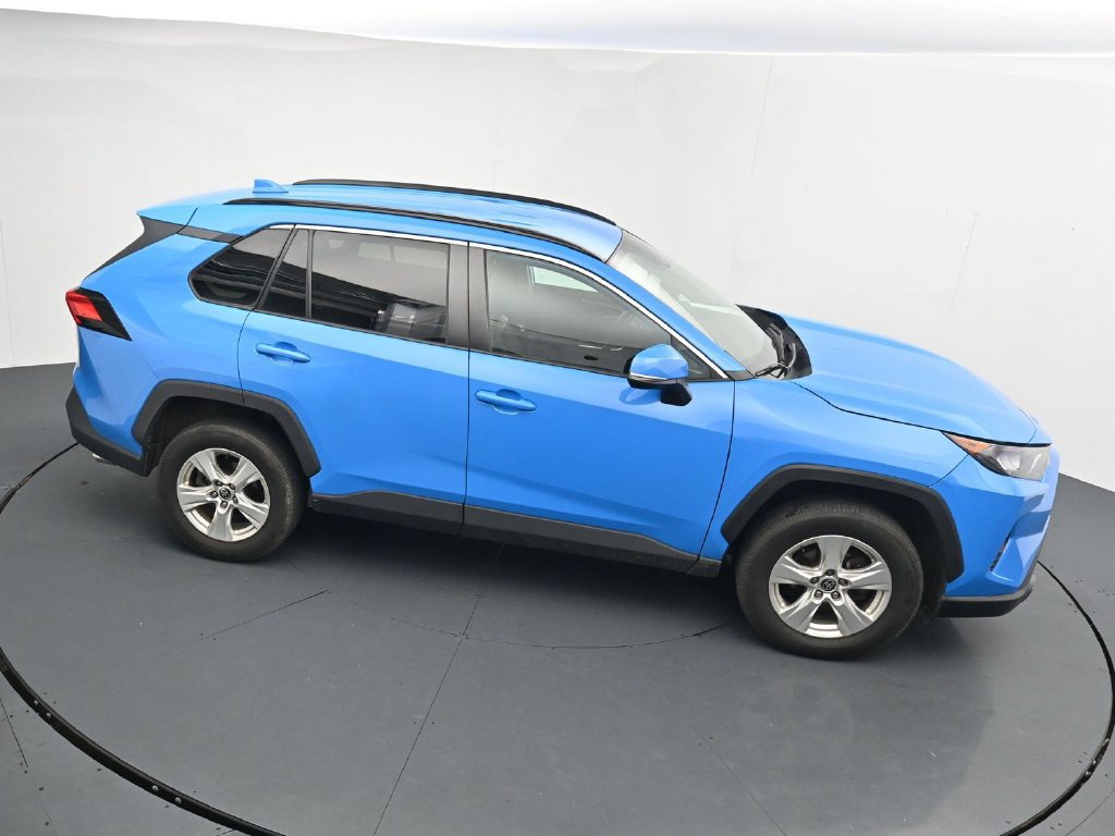 Used 2021 Toyota RAV4 XLE AWD/4WD image 17