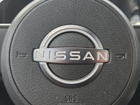 Certified 2025 Nissan Pathfinder SV image 5