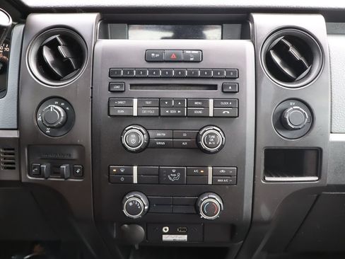 Used 2013 Ford F150 XL w/ Mid Equipment Group AWD/4WD image 28