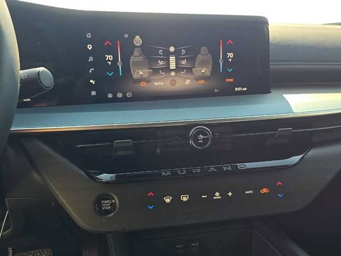 Used 2025 Nissan Murano SL AWD/4WD image 10