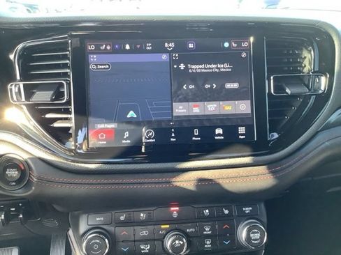 Used 2023 Dodge Durango GT AWD/4WD image 32