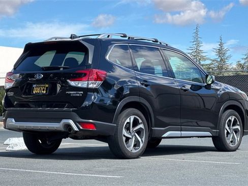 Used 2022 Subaru Forester Touring w/ Popular Package #3 image 4