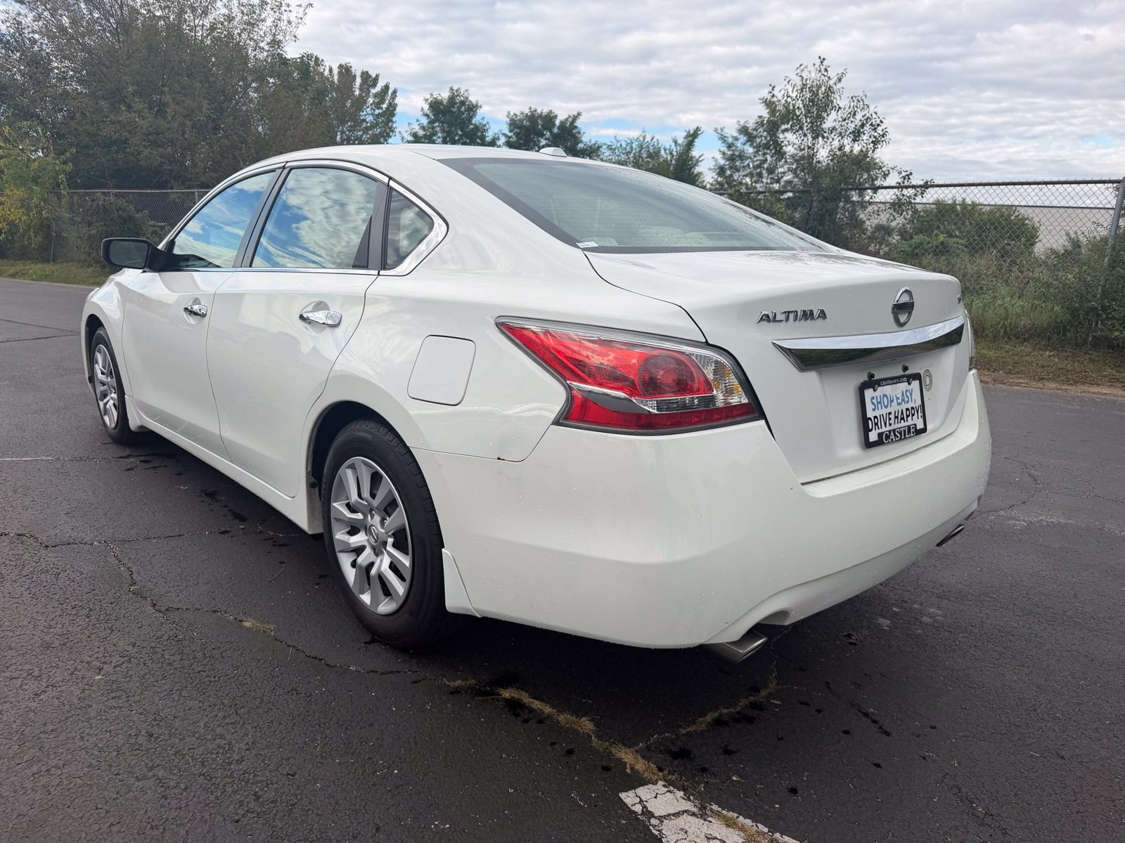 Used 2015 Nissan Altima 2.5 S w/ Power Driver Seat Package FWD image 8