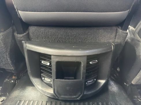 Used 2024 RAM 2500 Tradesman w/ Chrome Appearance Group AWD/4WD image 27
