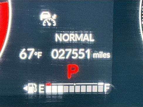 Used 2023 Honda Pilot Sport image 12