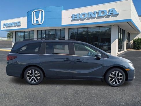 New 2026 Honda Odyssey EX-L image 3