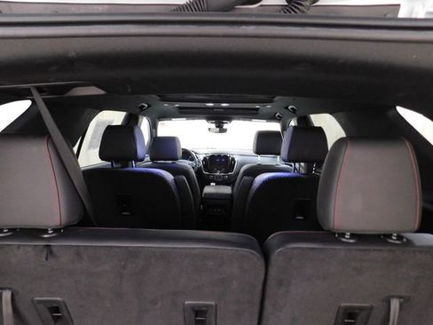 Used 2023 Chevrolet Traverse RS image 13