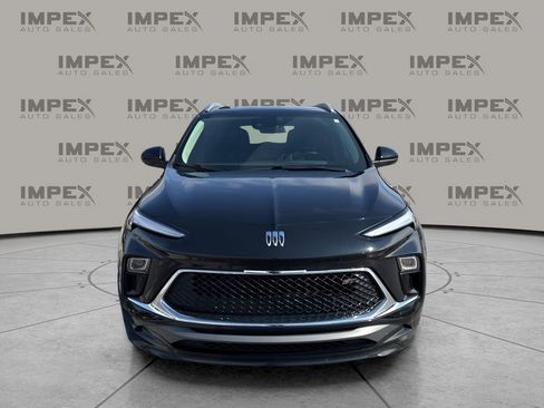 Used 2024 Buick Encore GX Sport Touring image 8