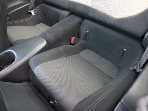 Used 2017 Toyota 86 RWD image 18