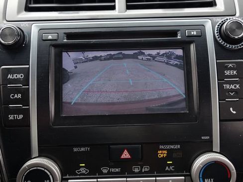 Used 2014 Toyota Camry SE FWD image 33