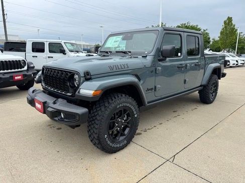 New 2026 Jeep Gladiator Sport AWD/4WD image 3