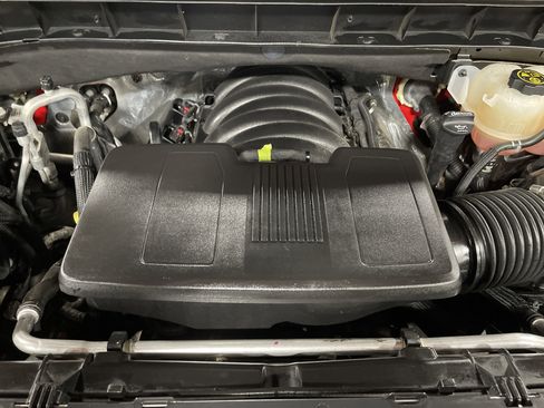 Used 2022 Chevrolet Silverado 1500 RST image 16