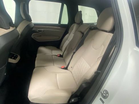 Used 2025 Volvo XC90 B6 Plus AWD/4WD image 12