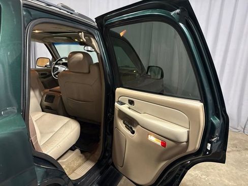 Used 2003 Chevrolet Tahoe LT AWD/4WD image 23