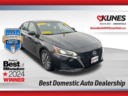 Used 2024 Nissan Altima 2.5 SV