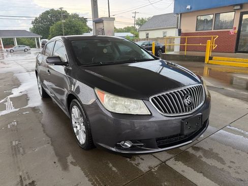 Used 2013 Buick LaCrosse Leather FWD image 2