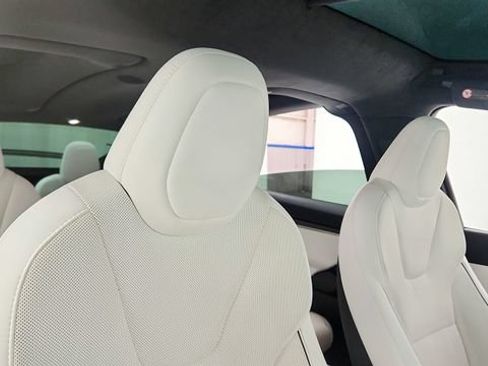 Used 2022 Tesla Model X Plaid AWD/4WD image 33