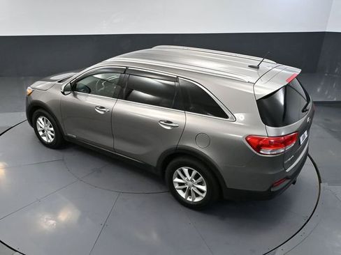 Used 2016 Kia Sorento LX image 48