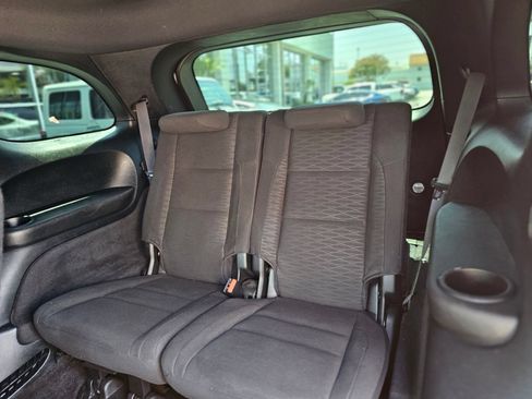Used 2019 Dodge Durango SXT RWD image 24