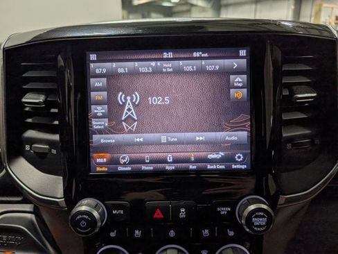 Used 2019 RAM 3500 Laramie image 23