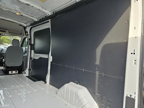 Used 2016 Ford Transit 250 148 Medium Roof RWD image 23