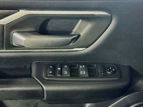Used 2021 RAM 1500 Big Horn AWD/4WD image 17
