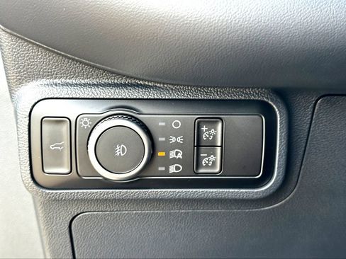 Used 2026 Ford Explorer ST AWD/4WD image 17