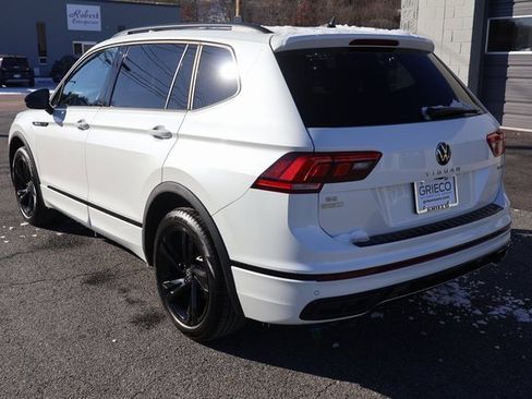 Used 2023 Volkswagen Tiguan SE R-Line image 6