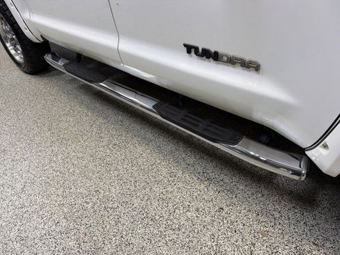 Used 2016 Toyota Tundra SR5 w/ SR5 Upgrade Package image 47