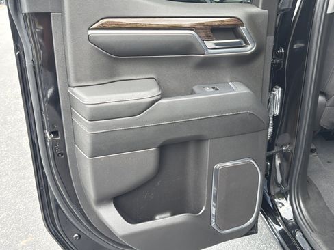 Used 2023 GMC Sierra 1500 SLE AWD/4WD image 21