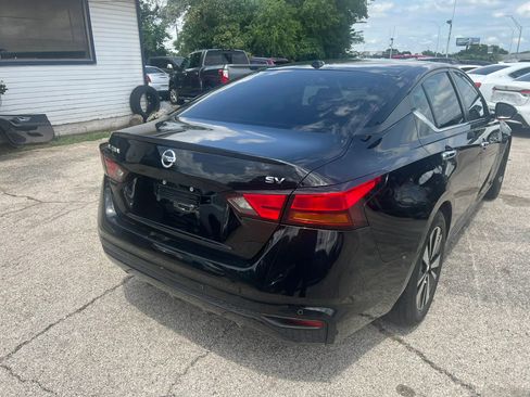 Used 2021 Nissan Altima 2.5 SV FWD image 7
