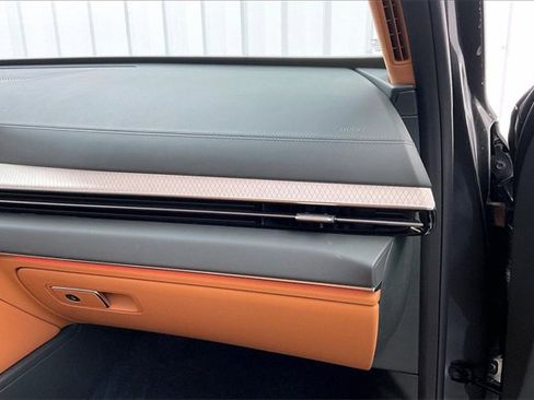 Used 2025 Genesis GV80 3.5T Prestige image 18