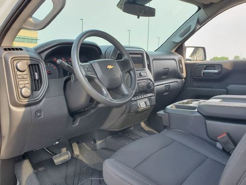 Used 2026 Chevrolet Silverado 1500 W/T w/ WT Safety Package AWD/4WD image 3