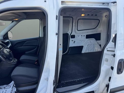 Used 2018 RAM ProMaster City Tradesman FWD image 7