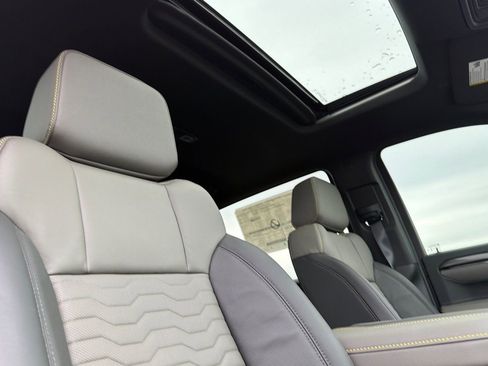 Used 2026 Chevrolet Silverado 1500 ZR2 image 17