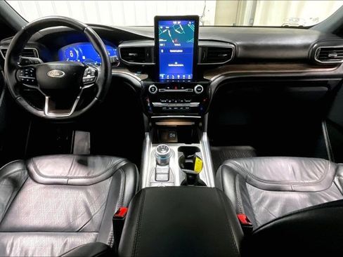 Used 2022 Ford Explorer Platinum w/ Equipment Group 601A AWD/4WD image 15