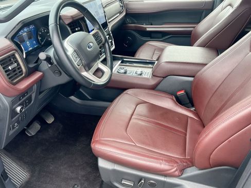 Used 2022 Ford Expedition Max Limited AWD/4WD image 10