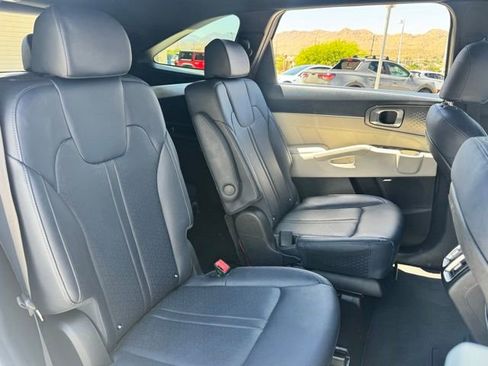 Used 2022 Kia Sorento SX Prestige w/ Panoramic Sunroof Package AWD/4WD image 33