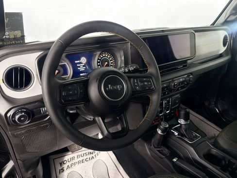 Used 2024 Jeep Wrangler Unlimited Sport AWD/4WD image 9