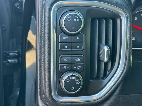 Used 2021 Chevrolet Silverado 1500 RST AWD/4WD image 15