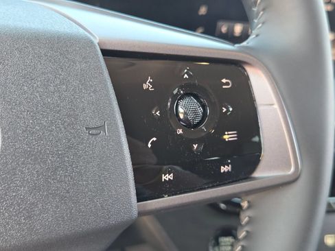 Used 2025 Nissan Murano SV AWD/4WD image 22
