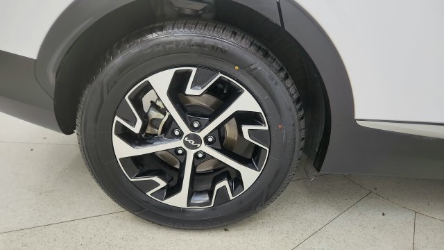 Used 2025 Kia Sportage EX FWD image 82