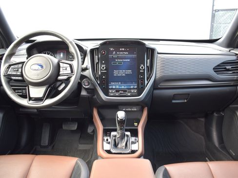 Used 2025 Subaru Forester Touring w/ Popular Package - Touring image 14